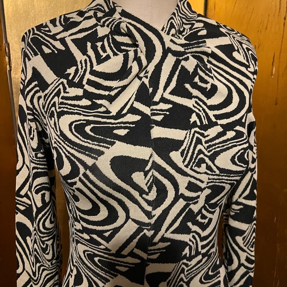 Psychedelic Print Drape Front Longleeve Dress Size L Silhouette Stylez Polyester - Picture 3 of 5